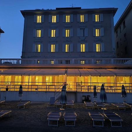 Hotel Savoy Varazze Eksteriør billede
