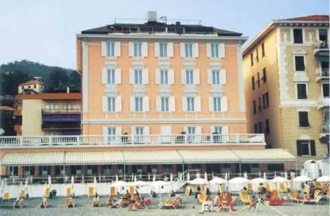 Hotel Savoy Varazze Eksteriør billede
