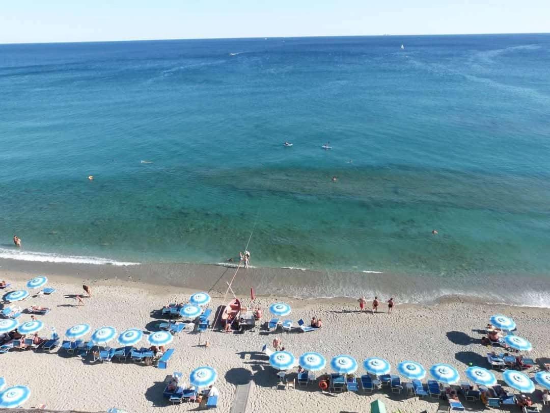 Hotel Savoy Varazze Eksteriør billede